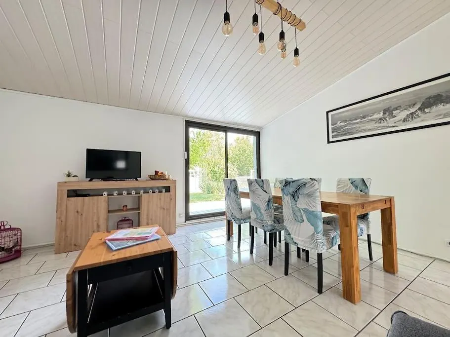 Maison 6 Couchages Avec Grand Jardin Parking Apartment Clermont-Ferrand 0*,  France