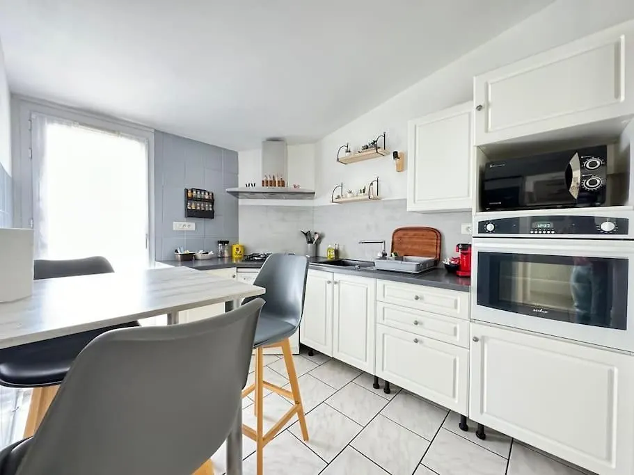 Maison 6 Couchages Avec Grand Jardin Parking Apartment Clermont-Ferrand